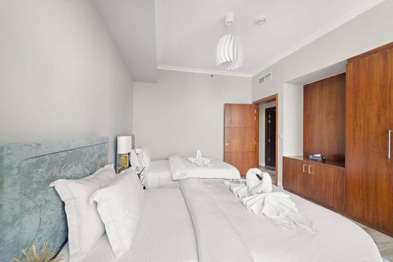 First Class 3Br With Full Burj Khalifa And Fountain View Dubai Exterior photo