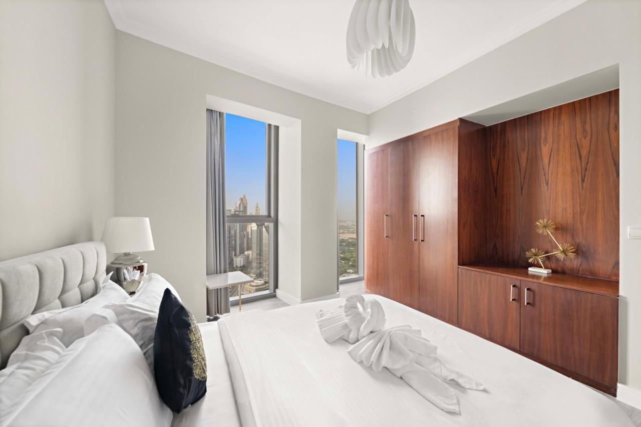 First Class 3Br With Full Burj Khalifa And Fountain View Dubai Exterior photo
