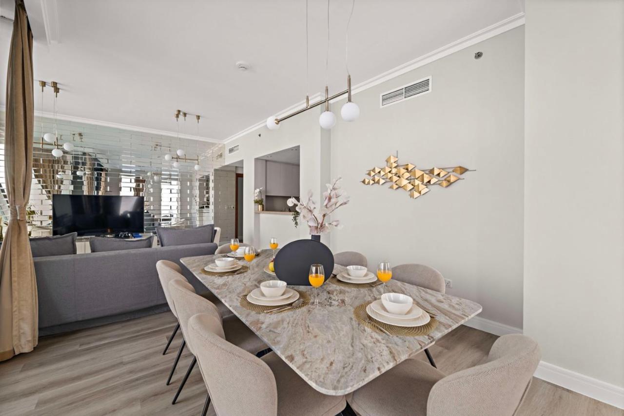 First Class 3Br With Full Burj Khalifa And Fountain View Dubai Exterior photo