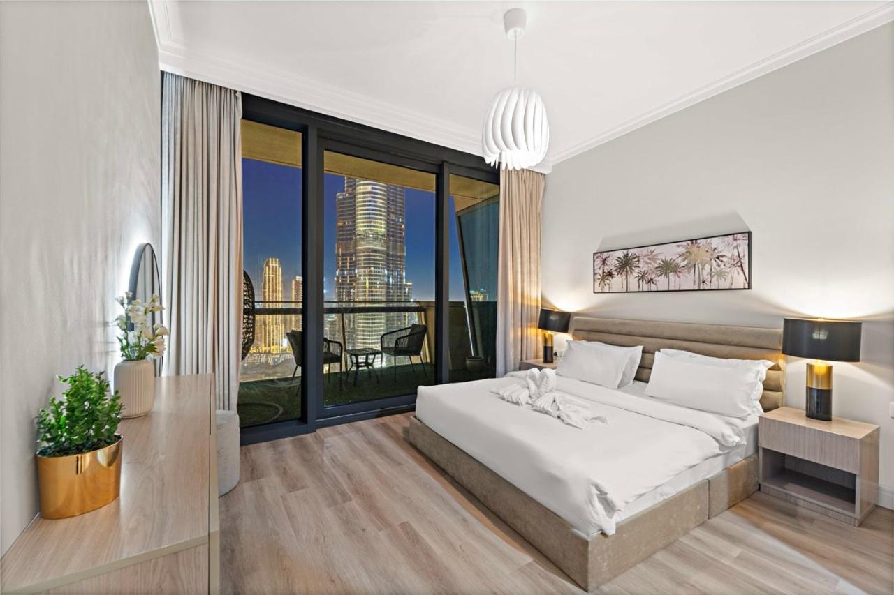 First Class 3Br With Full Burj Khalifa And Fountain View Dubai Exterior photo