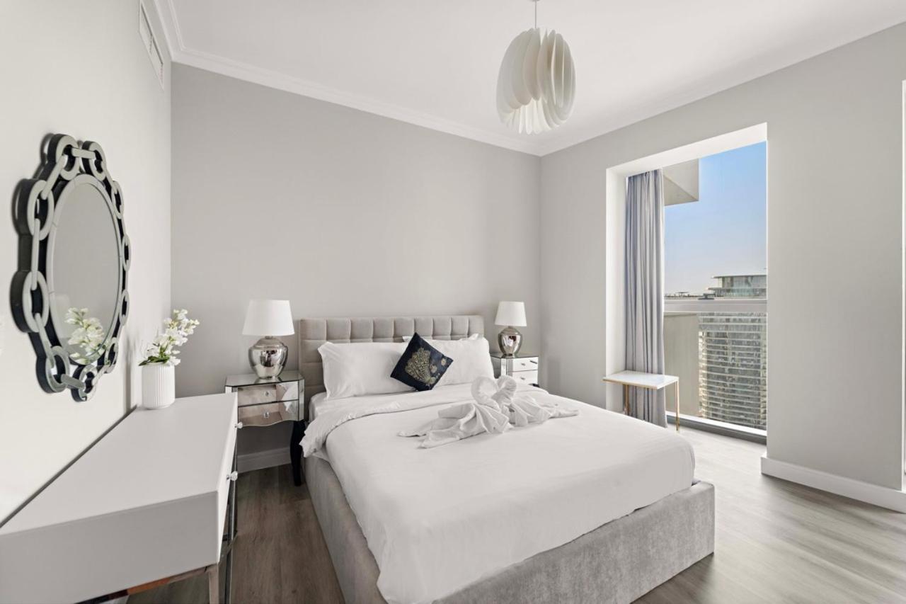First Class 3Br With Full Burj Khalifa And Fountain View Dubai Exterior photo