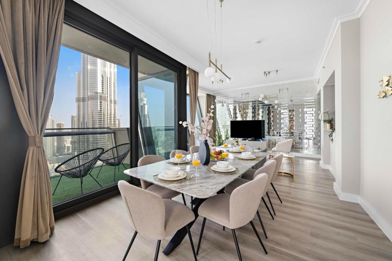 First Class 3Br With Full Burj Khalifa And Fountain View Dubai Exterior photo